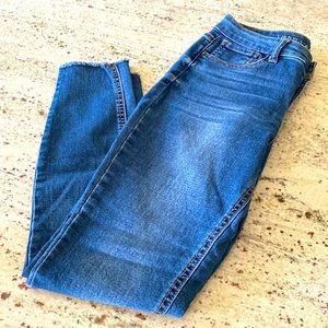 Vanilla Star High Rise Jegging - Raw Hem